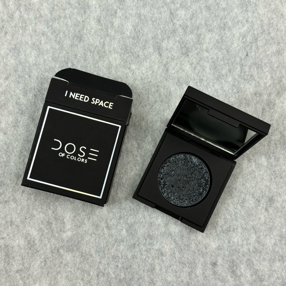 Makeup Bundle - Picture 6 of 9